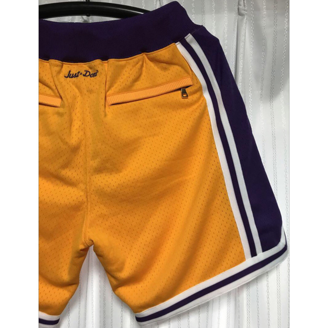 MITCHELL & NESS(ミッチェルアンドネス)のJust Don×Mitchell&Ness LA Lakers LeBron スポーツ/アウトドアのスポーツ/アウトドア その他(バスケットボール)の商品写真