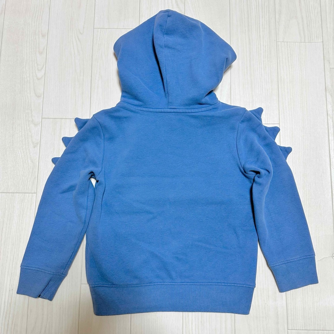 GAP(ギャップ)の☆美品☆ baby GAP トレーナー 5y 110cm  フード 恐竜 ブルー キッズ/ベビー/マタニティのキッズ服男の子用(90cm~)(Tシャツ/カットソー)の商品写真