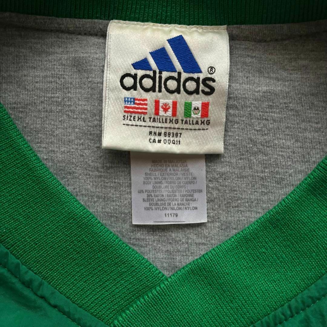 adidas(アディダス)のアディダス　ナイロンプルオーバージャケット　刺繍ロゴ　グリーン　XL 万国旗タグ メンズのジャケット/アウター(ナイロンジャケット)の商品写真