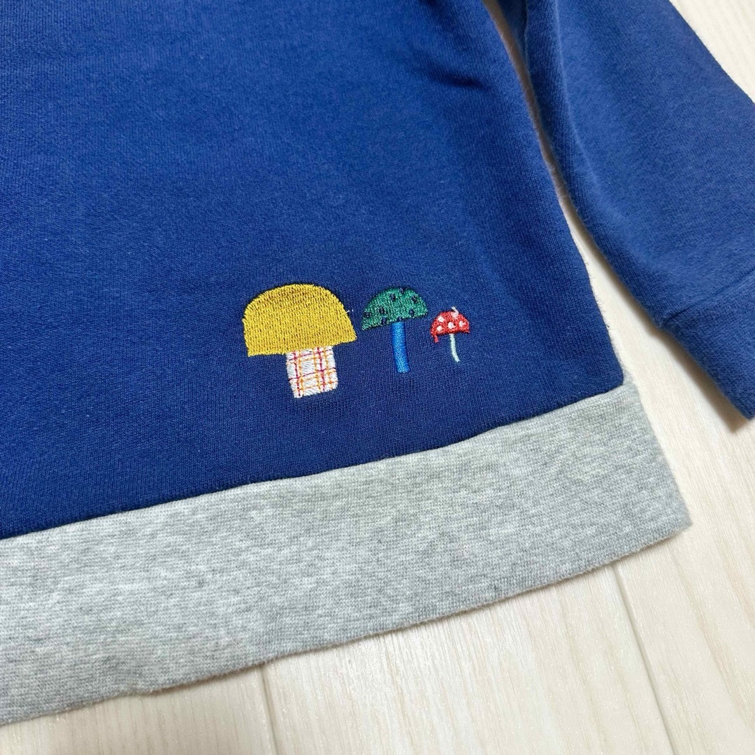 Design Tshirts Store graniph(グラニフ)の☆美品☆ graniph トレーナー 110cm グレー ブルー 刺繍 アニマル キッズ/ベビー/マタニティのキッズ服男の子用(90cm~)(Tシャツ/カットソー)の商品写真