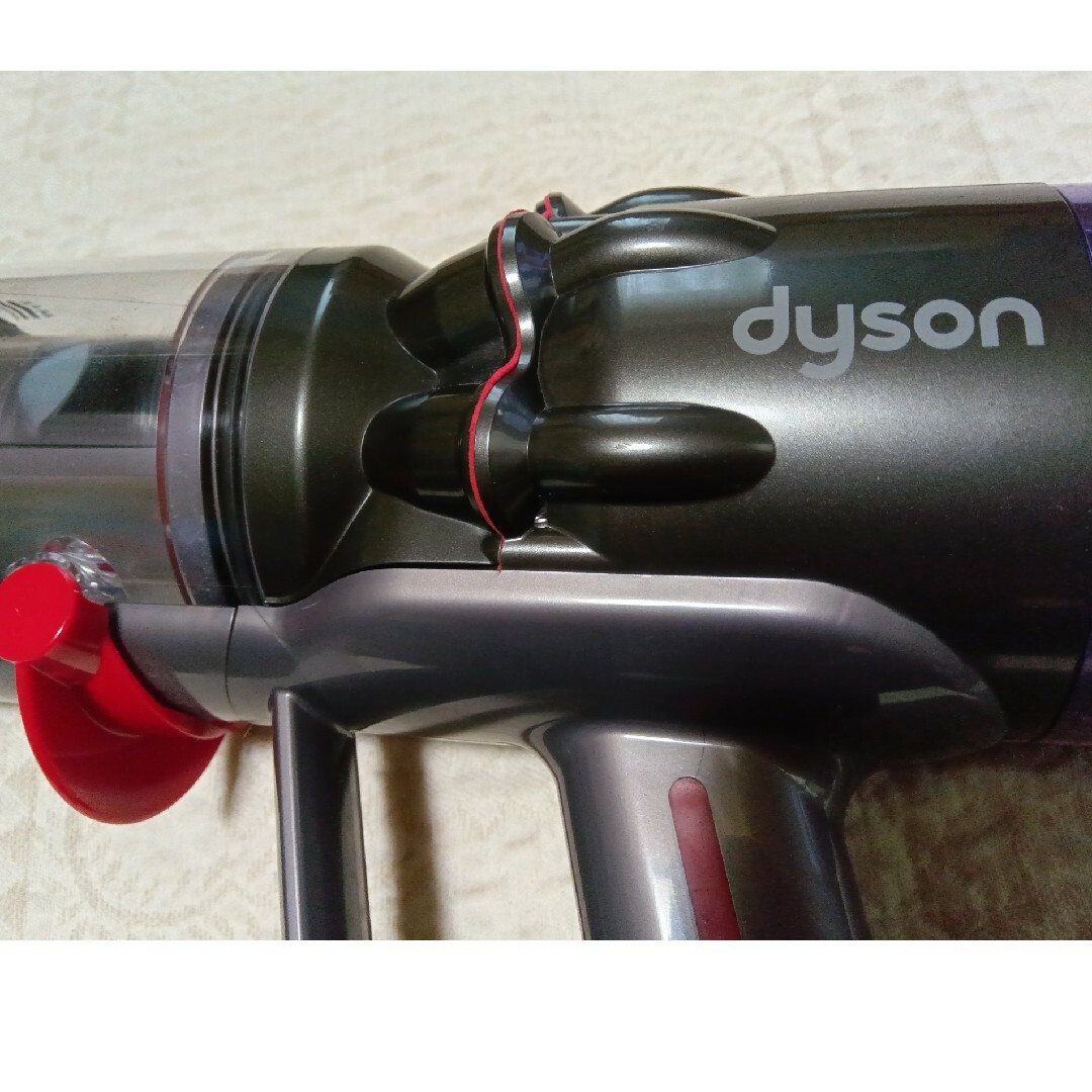 Dyson(ダイソン)の◇ダイソン sv21 micro 1.5kg ヘッドセット◇動作確認済み。 スマホ/家電/カメラの生活家電(掃除機)の商品写真