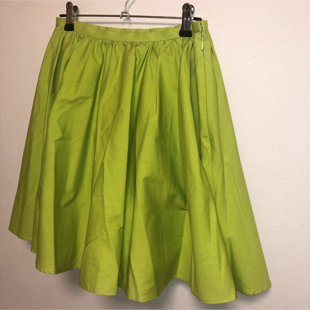 Unverval museライムグリーンチュール付きフレアスカート レディースのスカート(ミニスカート)の商品写真