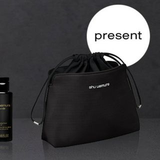 shu uemura(ポーチ ・ ブラック/黒色系)のフリマアイテム一覧 shu uemura(ポーチ ・ ブラック/黒色系)のフリマアイテム一覧