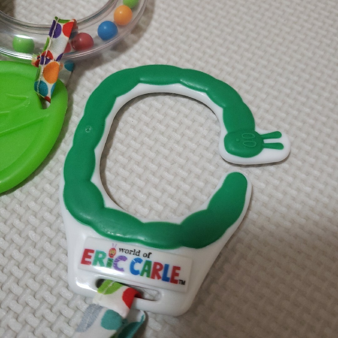 ERIC CARLE(エリックカール)のはらぺこあおむし おもちゃ ベビーおもちゃ ERIC CARLE  2点セット キッズ/ベビー/マタニティのおもちゃ(がらがら/ラトル)の商品写真