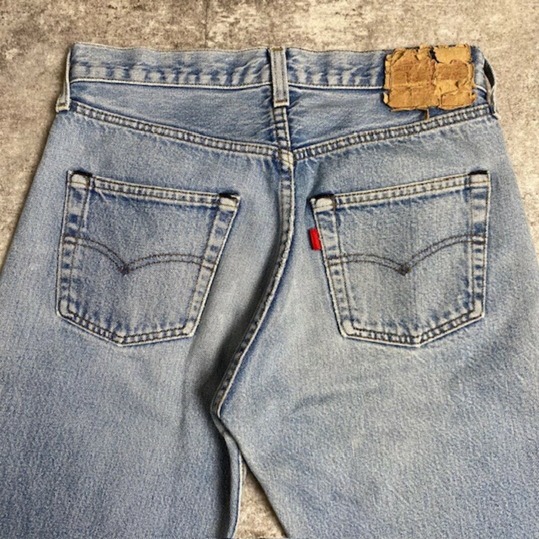 Levi's(リーバイス)のLEVI'S リーバイス 80's 501 デニムパンツ 赤耳 Red Line 刻印524 縮率10％ 内股シングル 実寸W30 レディースのパンツ(デニム/ジーンズ)の商品写真