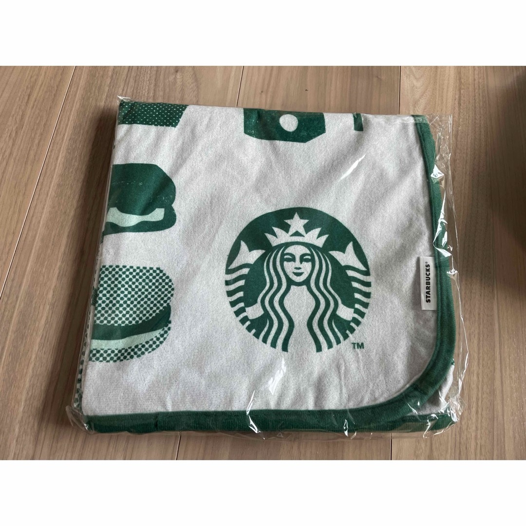 Starbucks(スターバックス)のスターバックス2024福袋 エンタメ/ホビーのコレクション(ノベルティグッズ)の商品写真