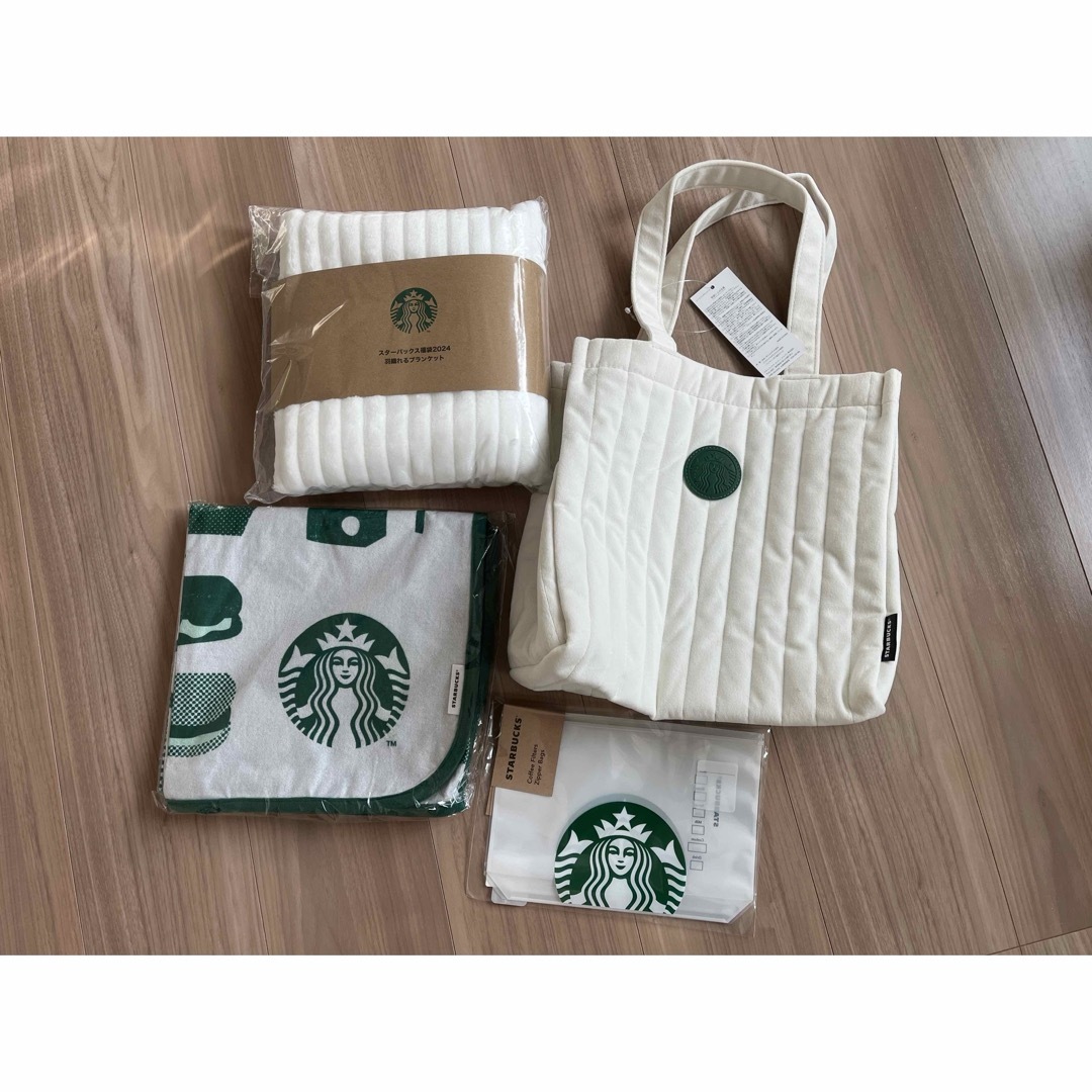 Starbucks(スターバックス)のスターバックス2024福袋 エンタメ/ホビーのコレクション(ノベルティグッズ)の商品写真