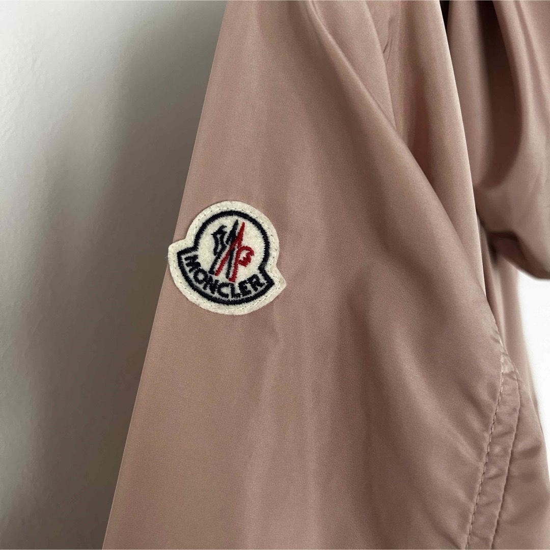 MONCLER(モンクレール)の【国内正規品】モンクレール ROMBOU Aライン フリル ブルゾン TG1 レディースのジャケット/アウター(ナイロンジャケット)の商品写真