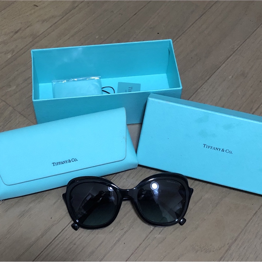 Tiffany & Co.(ティファニー)のティファニー　サングラス　Tiffany レディースのファッション小物(サングラス/メガネ)の商品写真