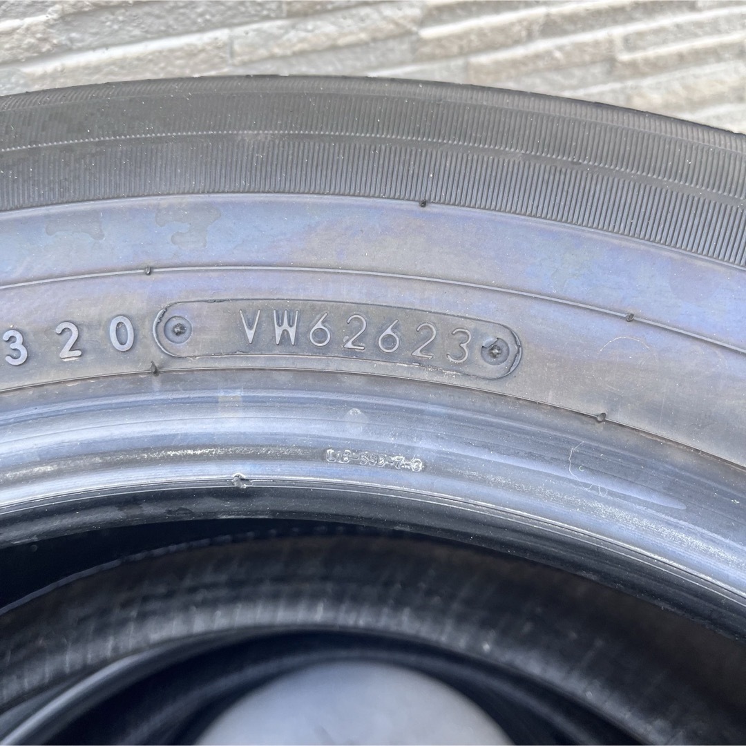 トーヨータイヤ(トーヨータイヤ)のTOYOタイヤ 205/60R16 23年製 自動車/バイクの自動車(タイヤ)の商品写真