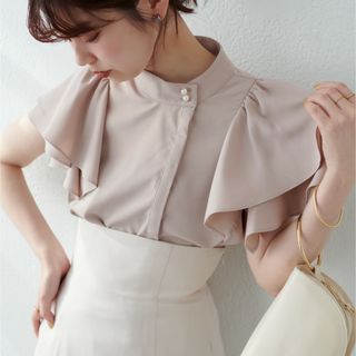 natural couture - ラッフルフリルフロントアシメブラウス natural couture