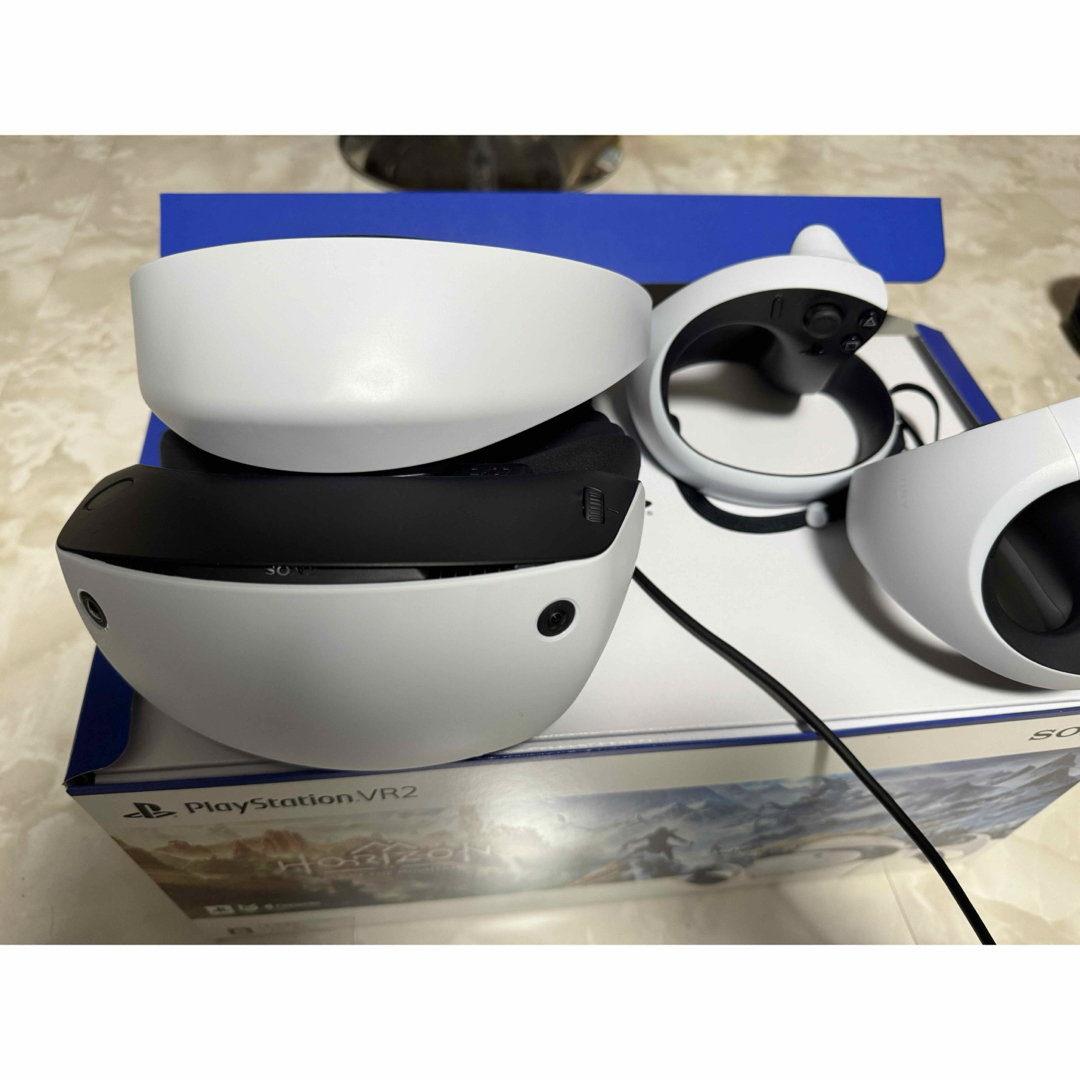 SONY(ソニー)のplaystation VR2 エンタメ/ホビーのゲームソフト/ゲーム機本体(家庭用ゲームソフト)の商品写真