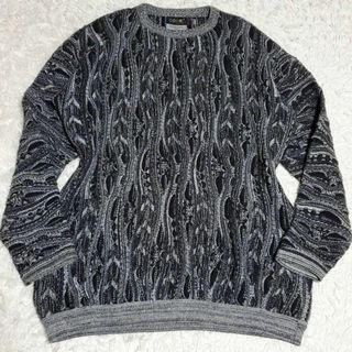 クージー(COOGI)の美品 3XL クージー 3Dニット ウール セーター グレー マルチパターン(ニット/セーター)