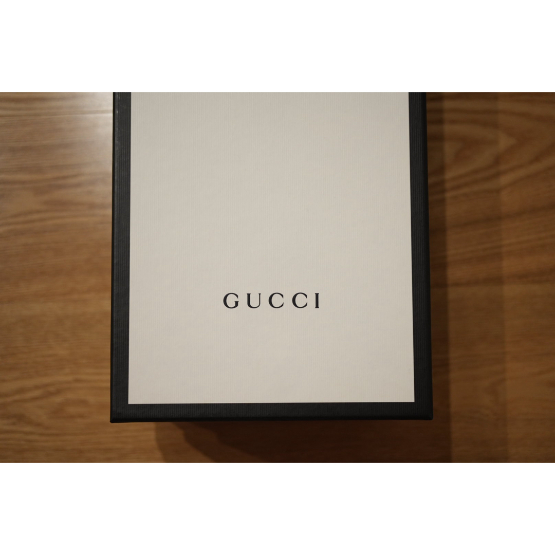 Gucci(グッチ)のGUCCI 34サイズ　ホースビット　ローファー　クリスタルビジューつき レディースの靴/シューズ(ローファー/革靴)の商品写真