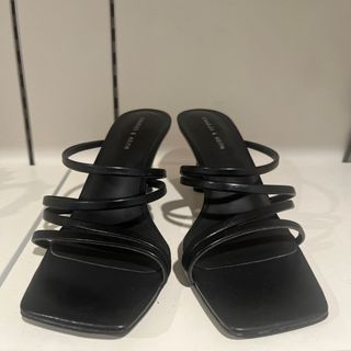 チャールズアンドキース(Charles and Keith)のCharles&Keith ヒール　23.5(ハイヒール/パンプス)