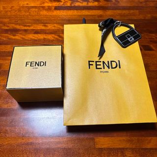 フェンディ ショッパーの通販 700点以上 | FENDIのレディースを買う