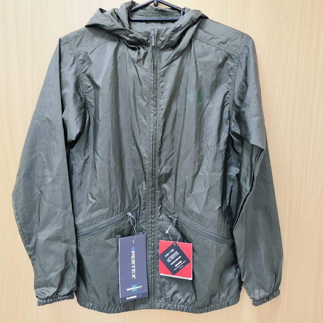 THE NORTH FACE(ザノースフェイス)のTHE NORTH FACE　ノースフェイス　スカイウェイカーフーディ　S レディースのジャケット/アウター(ブルゾン)の商品写真