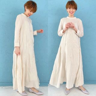 アメリヴィンテージ(Ameri VINTAGE)のAmeri【タグ付未使用品】前後２way　花　刺繍　ワンピース　結婚式(ロングワンピース/マキシワンピース)