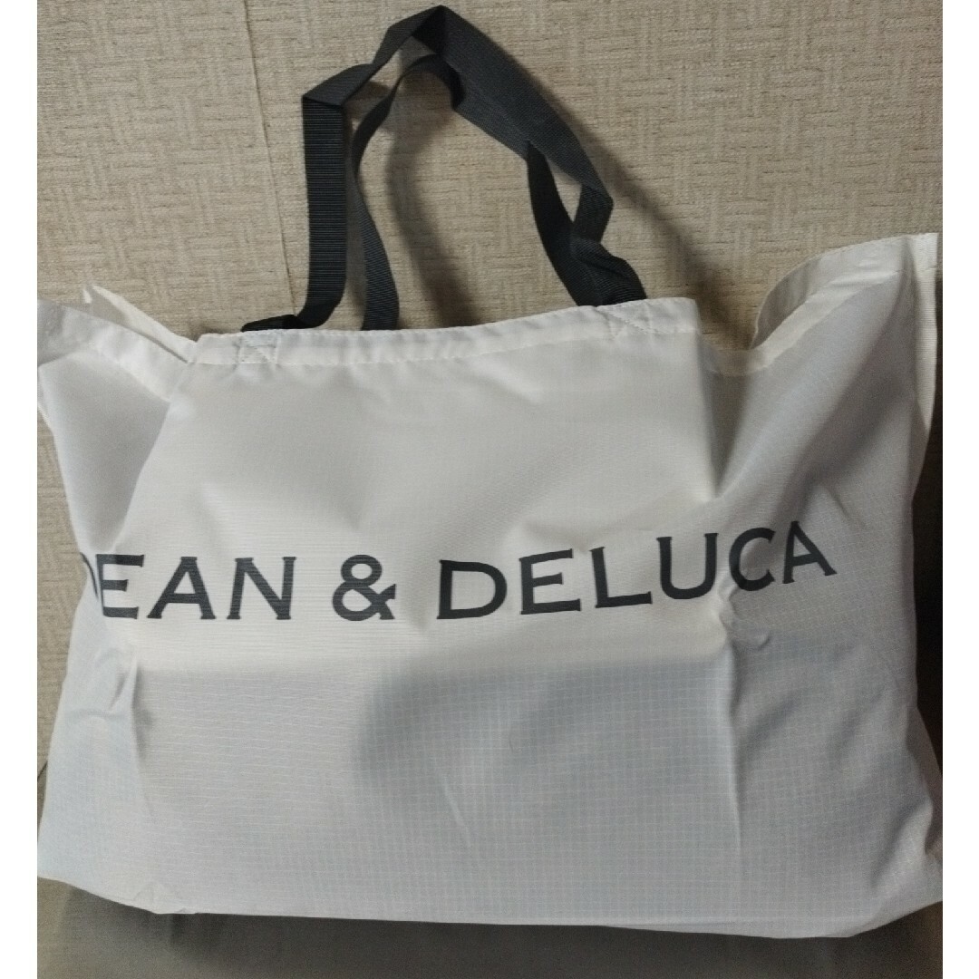 DEAN & DELUCA(ディーンアンドデルーカ)の【新品】ディーン&デルーカ 肩がけOK 大きいトートバッグ お洒落 男女兼用 レディースのバッグ(トートバッグ)の商品写真