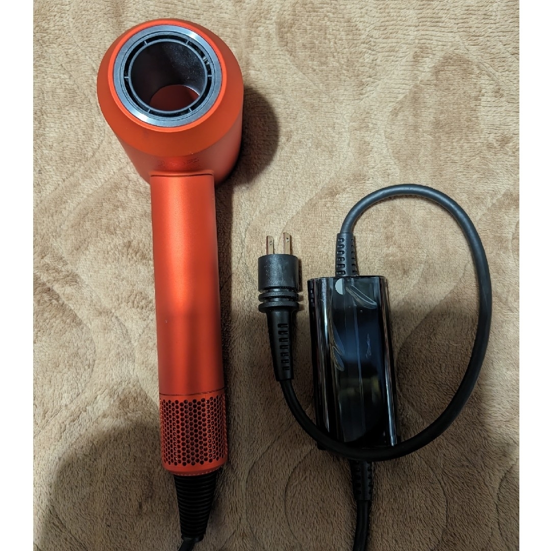 Dyson(ダイソン)の除菌済み 正規品 限定色ダイソンドライヤー  トパーズオレンジ スマホ/家電/カメラの美容/健康(ドライヤー)の商品写真