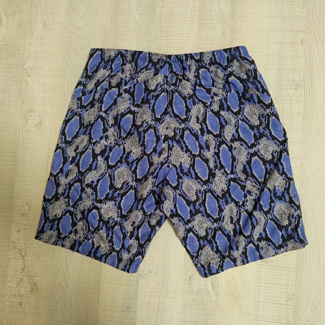 Needles(ニードルス)のNeedles×Charcoal 別注 Print Nylon Shorts メンズのパンツ(ショートパンツ)の商品写真