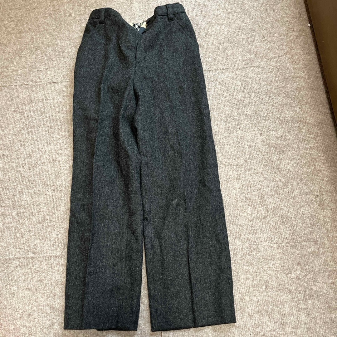 BURBERRY(バーバリー)のパンツ キッズ/ベビー/マタニティのキッズ服男の子用(90cm~)(パンツ/スパッツ)の商品写真