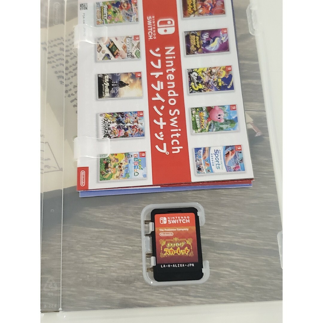 Nintendo Switch(ニンテンドースイッチ)の【美品】ポケットモンスター スカーレット -Switch エンタメ/ホビーのゲームソフト/ゲーム機本体(家庭用ゲームソフト)の商品写真