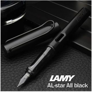 ラミー(LAMY)の【新品未使用】LAMY safari 万年筆 オールブラック 箱付き(ペン/マーカー)