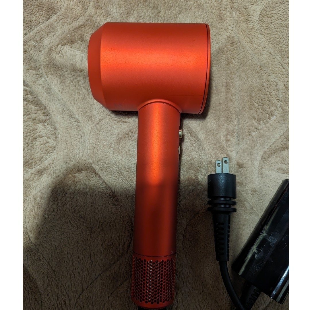 Dyson(ダイソン)の除菌済み 正規品 限定色ダイソンドライヤー  トパーズオレンジ スマホ/家電/カメラの美容/健康(ドライヤー)の商品写真