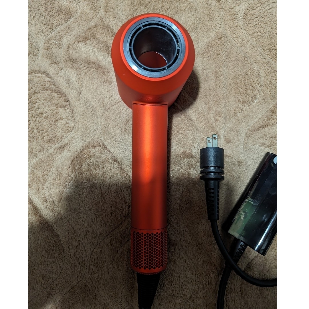 Dyson(ダイソン)の除菌済み 正規品 限定色ダイソンドライヤー  トパーズオレンジ スマホ/家電/カメラの美容/健康(ドライヤー)の商品写真