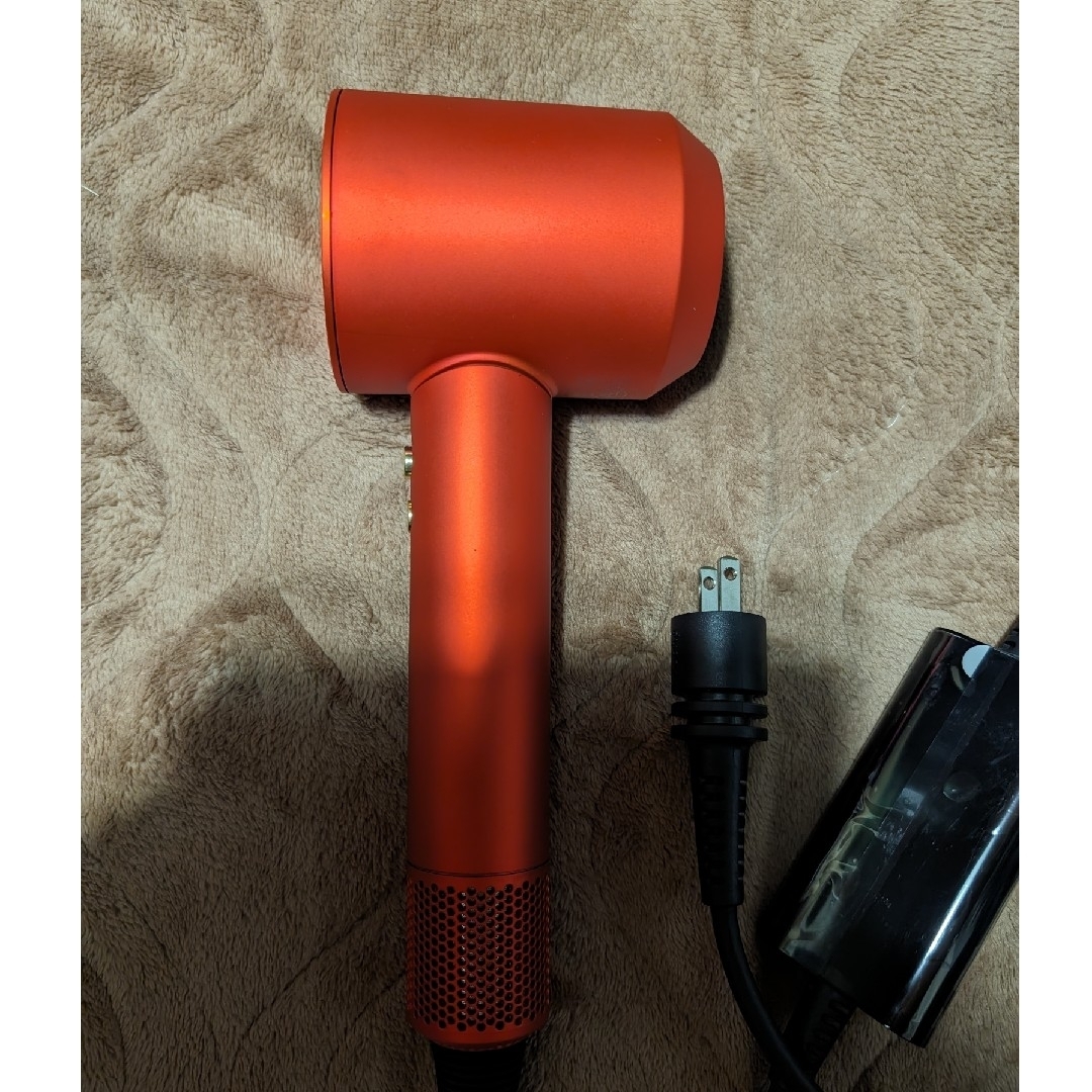 Dyson(ダイソン)の除菌済み 正規品 限定色ダイソンドライヤー  トパーズオレンジ スマホ/家電/カメラの美容/健康(ドライヤー)の商品写真