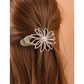 【ヘアクリップ】浴衣にも合う◎バレッタのように使える　フラワーパールヘアクリップ(バレッタ/ヘアクリップ)