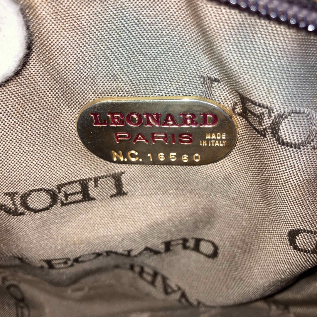 LEONARD(レオナール)のLEONARDショルダーミニバッグ レディースのバッグ(ショルダーバッグ)の商品写真