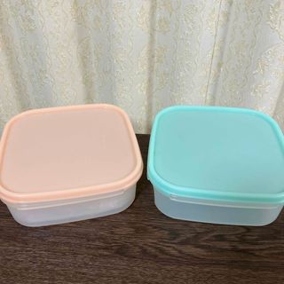 タッパーウェア(TupperwareBrands)の正方形 2Pセット(容器)