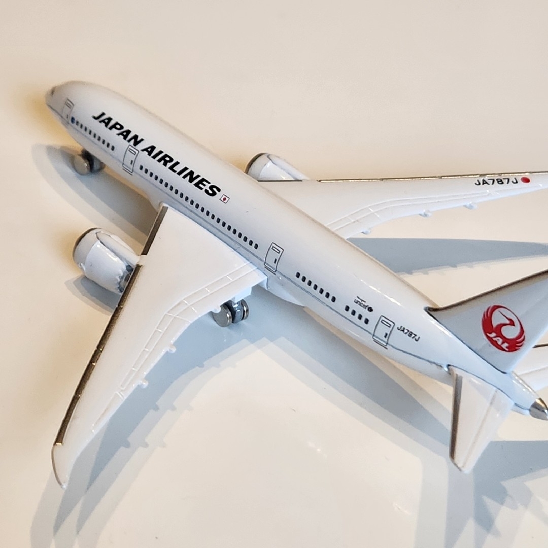 JAL　ボーイング787　模型 エンタメ/ホビーのテーブルゲーム/ホビー(航空機)の商品写真