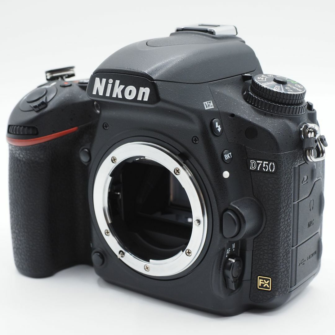 ★ショット数9,814回・新品級★Nikon デジタル一眼レフカメラ D750 スマホ/家電/カメラのカメラ(デジタル一眼)の商品写真