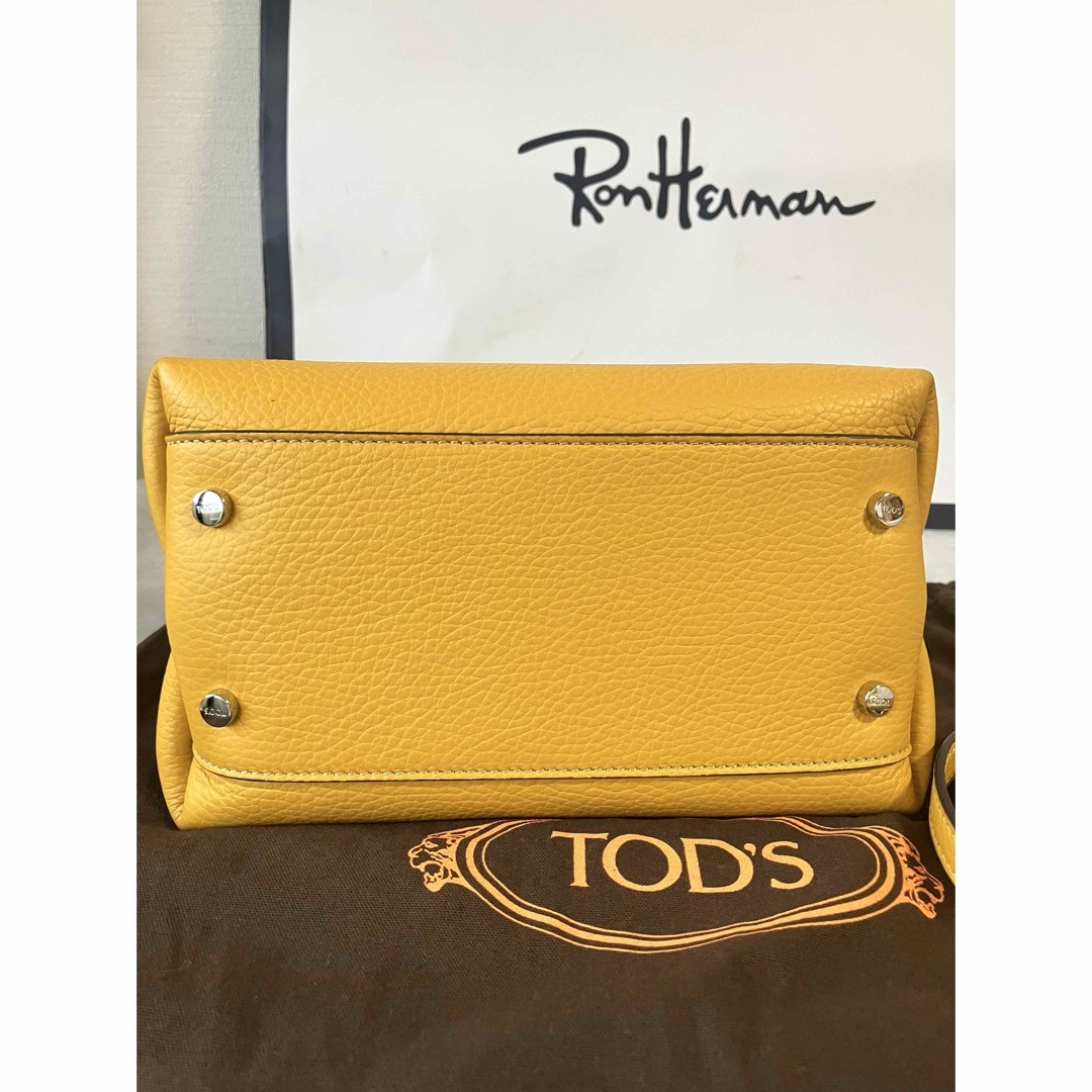 Ron Herman(ロンハーマン)の完売品　ロンハーマン別注トッズ　TOD’S  ronherman アパミニ レディースのバッグ(ショルダーバッグ)の商品写真