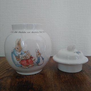 ピーターラビット(PETER RABBIT（TM）)のウェッジウッド　WEDGWOOD ピーターラビット 蓋付きシュガーポット(食器)