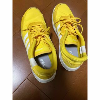 adidas スニーカー(スニーカー)