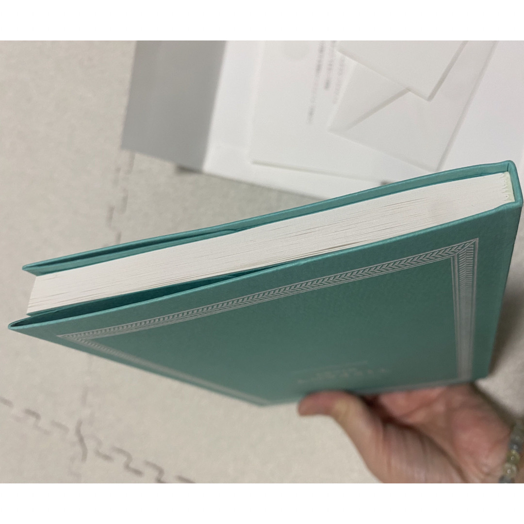 Tiffany & Co.(ティファニー)のTiffany Diary 無地ノート　未使用品　カード インテリア/住まい/日用品の文房具(ノート/メモ帳/ふせん)の商品写真