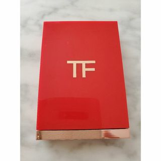 TOM FORD - トムフォード　アイカラークォード　エレクトリックチェリー