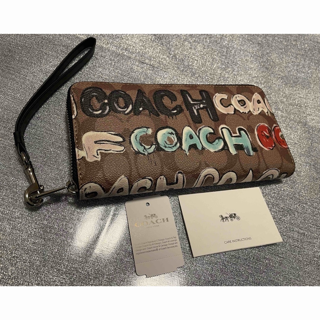 COACH(コーチ)のCOACH コーチ　長財布　ミント　サーフ　コラボ　未使用品 レディースのファッション小物(財布)の商品写真