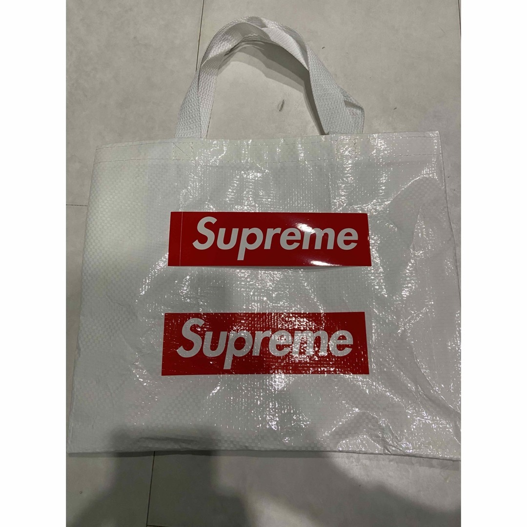 Supreme(シュプリーム)のsupreme ショッパー　小　ノベルティ　エコバッグ　トートバッグ　ショップ袋 メンズのバッグ(その他)の商品写真
