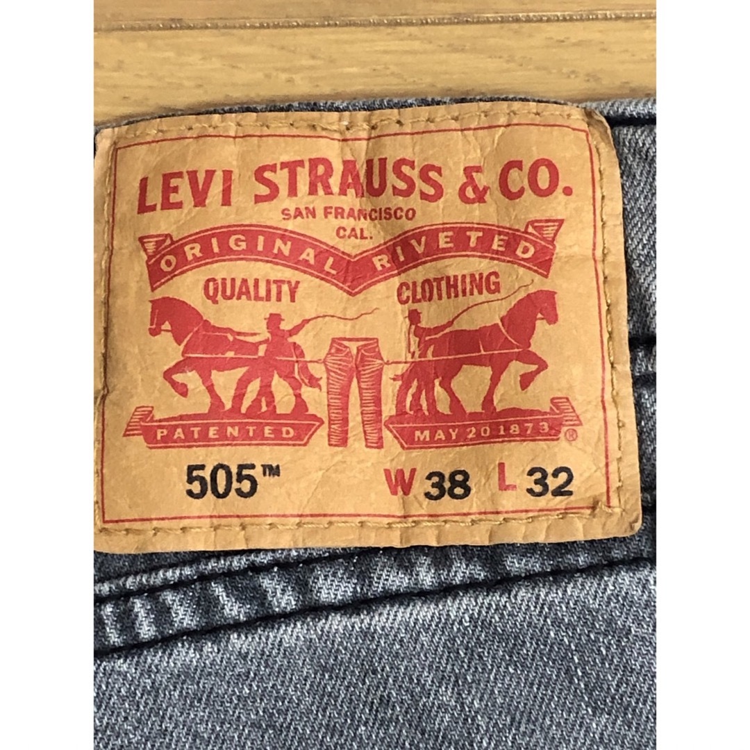 Levi's(リーバイス)のLevi's 505 REGULAR GREY BUZZ メンズのパンツ(デニム/ジーンズ)の商品写真