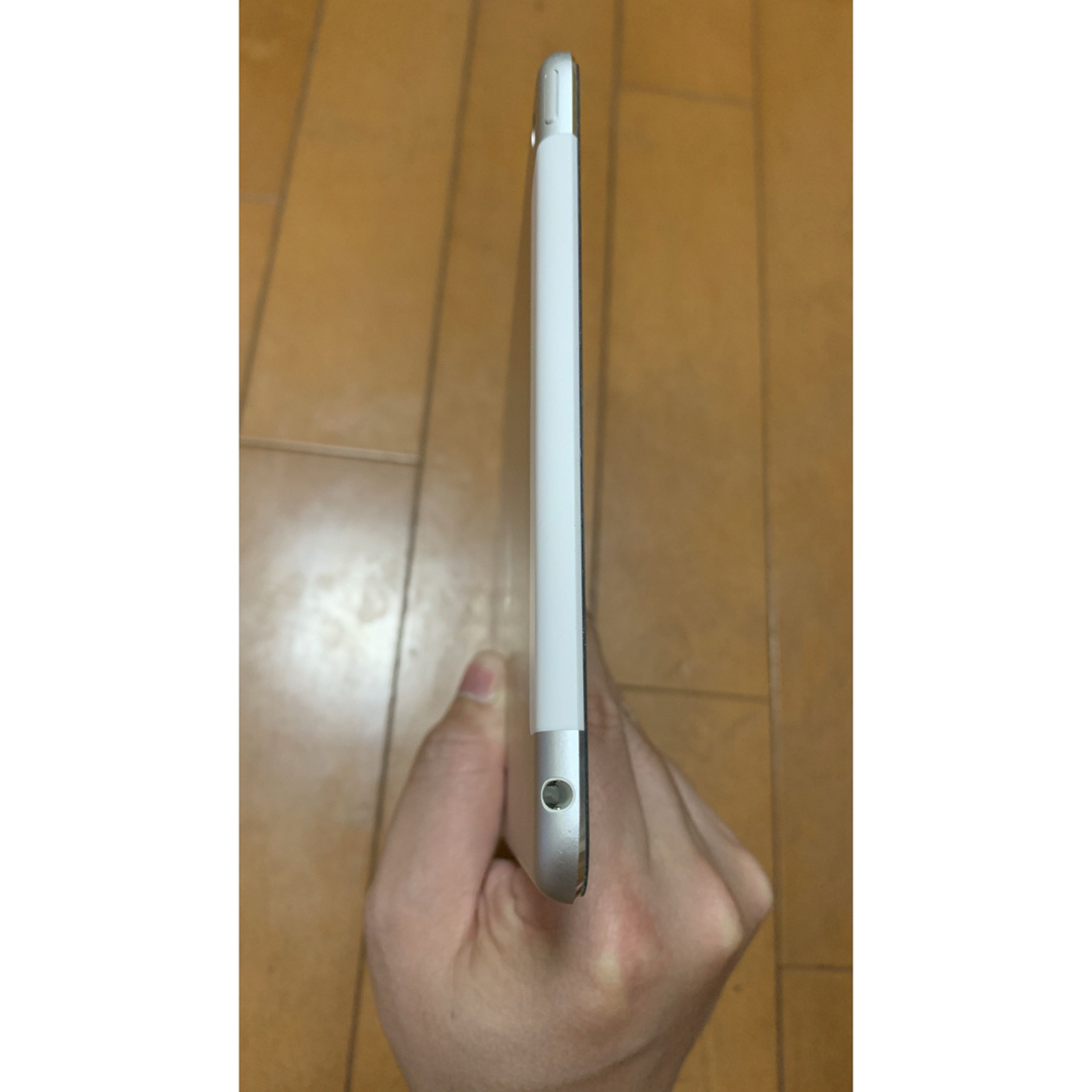 iPad(アイパッド)のIpad Mini4 16G ジャンク スマホ/家電/カメラのPC/タブレット(タブレット)の商品写真