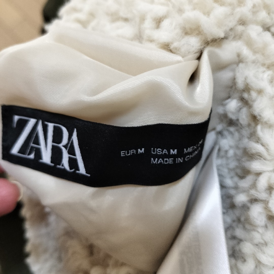 ZARA(ザラ)のZARA　リバーシブルジャンパー レディースのジャケット/アウター(その他)の商品写真
