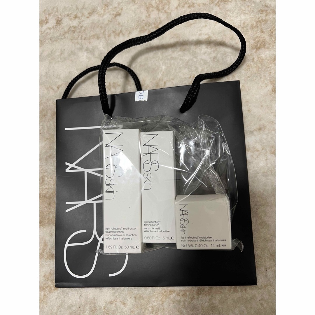 NARS(ナーズ)のNars スキンケアサンプルセット コスメ/美容のキット/セット(サンプル/トライアルキット)の商品写真