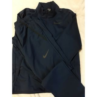 ナイキ(NIKE)のNIKE　トレーニングウェア　M　上下(その他)