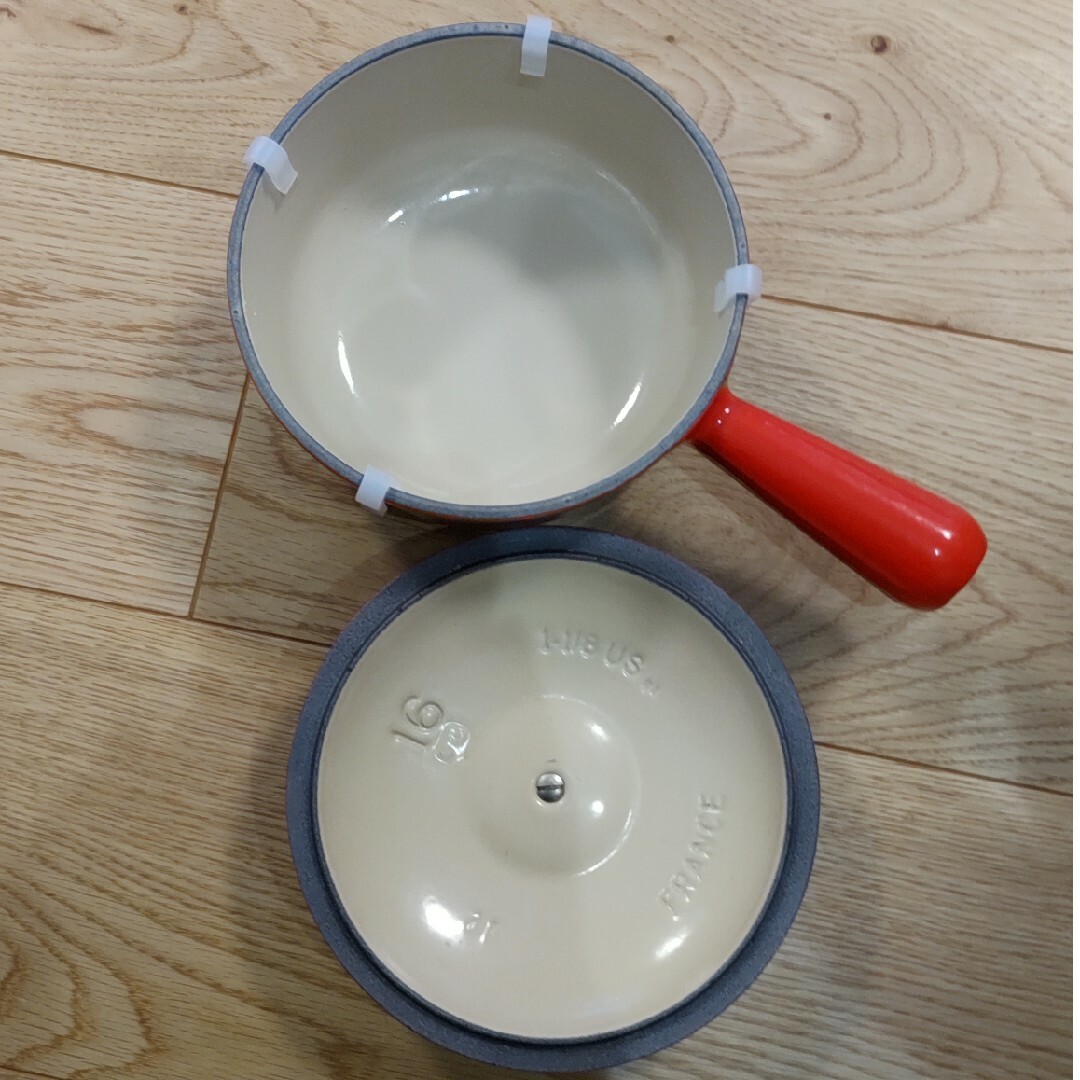 LE CREUSET(ルクルーゼ)のル・クルーゼソースパン インテリア/住まい/日用品のキッチン/食器(鍋/フライパン)の商品写真