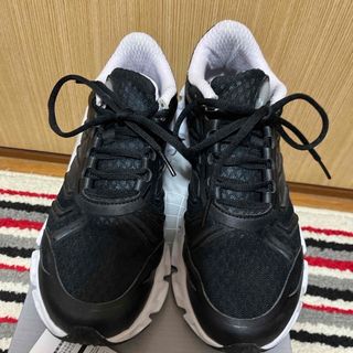 アディダス(adidas)のadidasスニーカーGX5600(スニーカー)